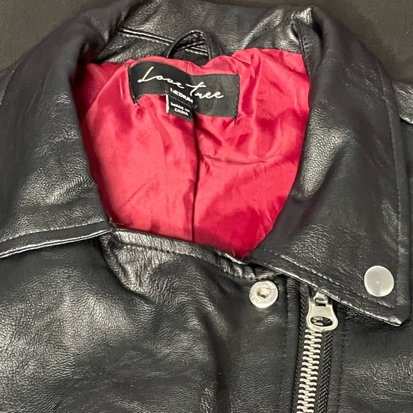 Leather jacket - Picture 2 of 4
